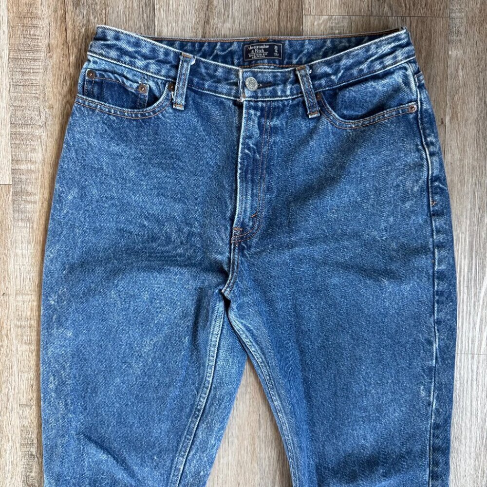 Abercrombie & Fitch Annie High Rise Girlfriend Jeans Size 28 - Picture 2 of 5